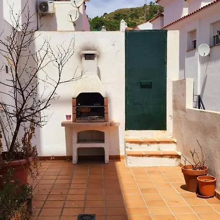 Bajo Con Jardin Deluxe Benahavis